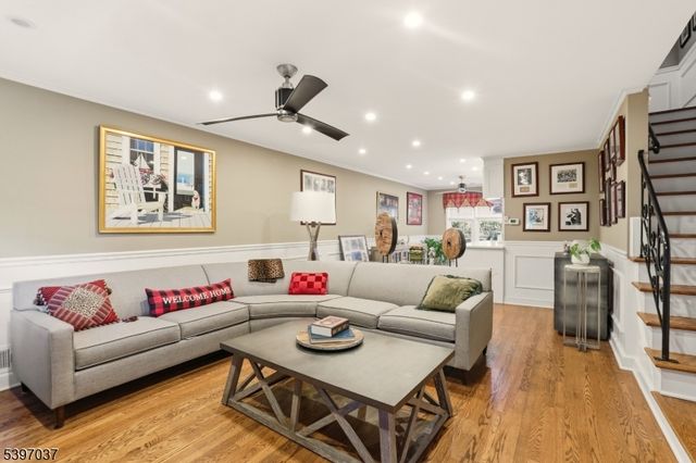 68 New England Ave Unit 18 18, Summit City, NJ 07901