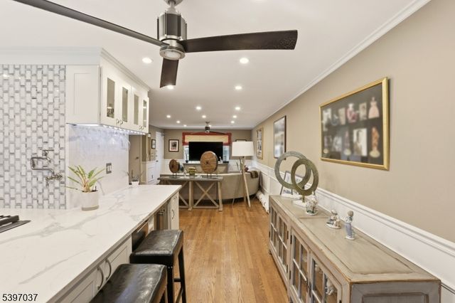 68 New England Ave Unit 18 18, Summit City, NJ 07901