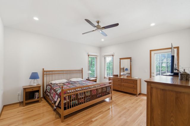5512 Garrison Court, Johnston, IA 50131