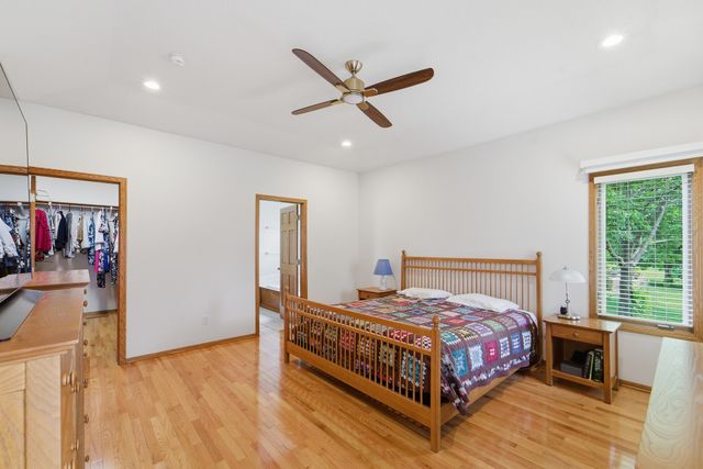 5512 Garrison Court, Johnston, IA 50131