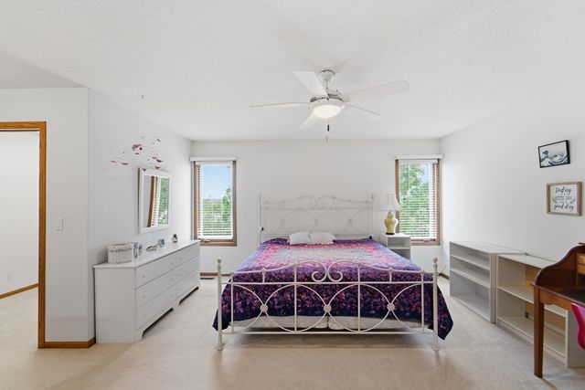5512 Garrison Court, Johnston, IA 50131