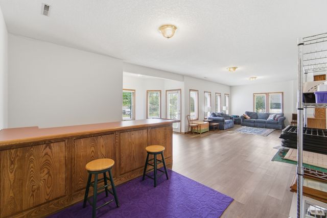 5512 Garrison Court, Johnston, IA 50131