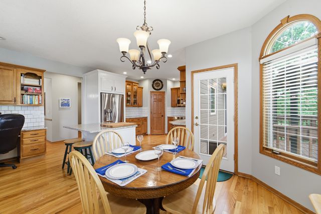 5512 Garrison Court, Johnston, IA 50131