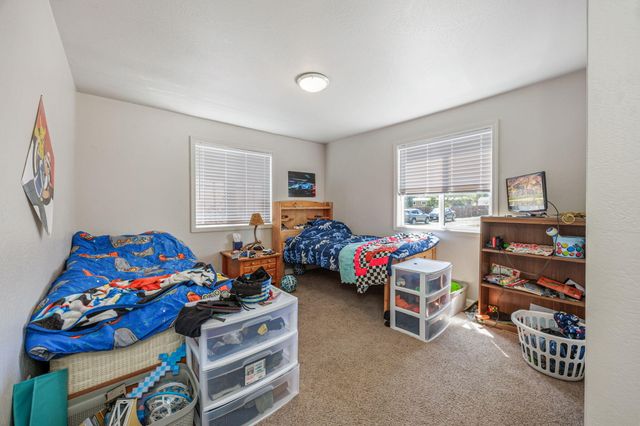 225 Wilson Road, Central Point, OR 97502