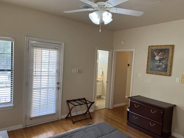 501 Westbrook DR, Austin, TX 78746