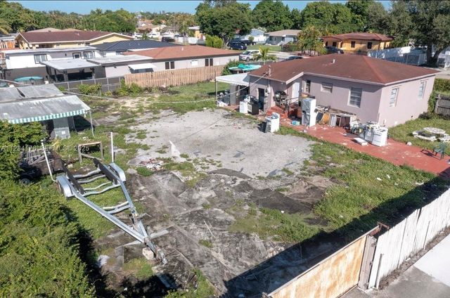782 E 37th Street, Hialeah, FL 33013