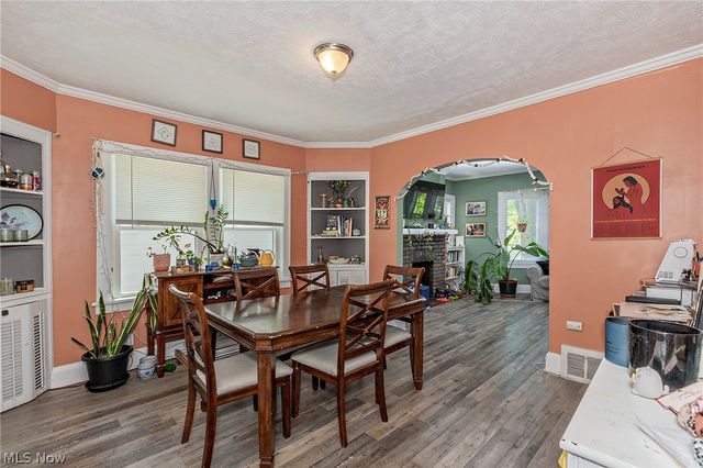 3571 Strathavon Road, Shaker Heights, OH 44120