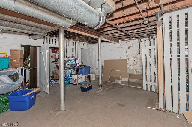 3571 Strathavon Road, Shaker Heights, OH 44120