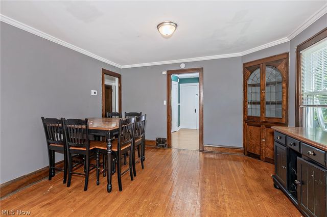 3571 Strathavon Road, Shaker Heights, OH 44120