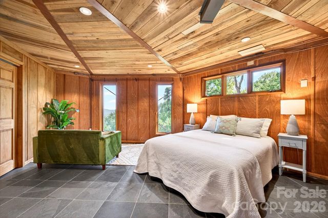106 Windy Gap Road, Asheville, NC 28804