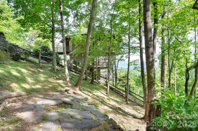 106 Windy Gap Road, Asheville, NC 28804