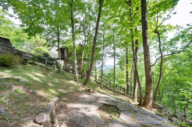 106 Windy Gap Road, Asheville, NC 28804