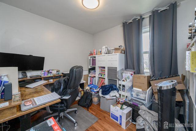 42 Sefton Circle, Piscataway, NJ 08854