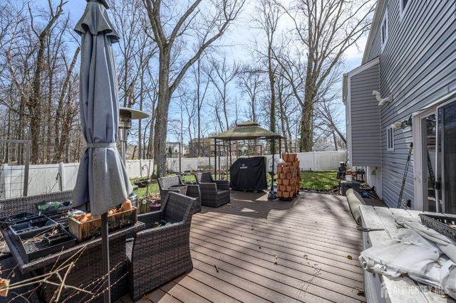 42 Sefton Circle, Piscataway, NJ 08854