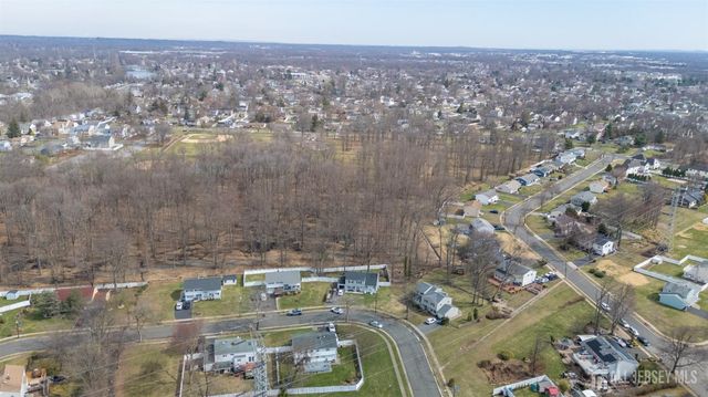 42 Sefton Circle, Piscataway, NJ 08854