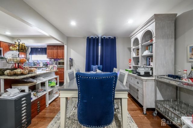 42 Sefton Circle, Piscataway, NJ 08854