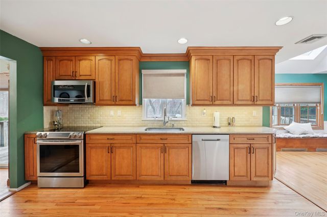 118 Norton Drive, East Northport, NY 11731