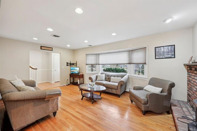 118 Norton Drive, East Northport, NY 11731