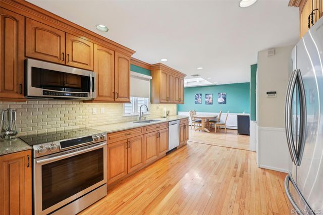 118 Norton Drive, East Northport, NY 11731