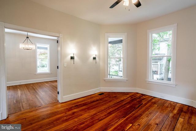 19 E CEDAR AVE, Merchantville, NJ 08109