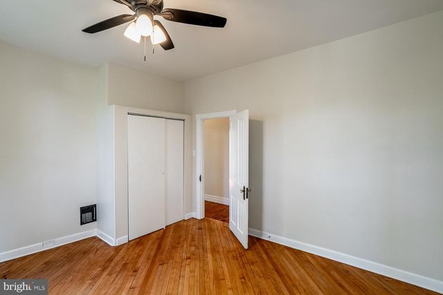 19 E CEDAR AVE, Merchantville, NJ 08109