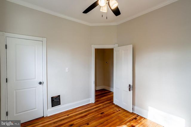 19 E CEDAR AVE, Merchantville, NJ 08109