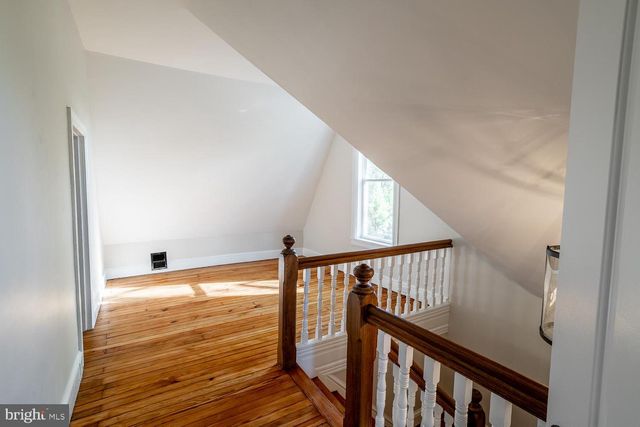 19 E CEDAR AVE, Merchantville, NJ 08109