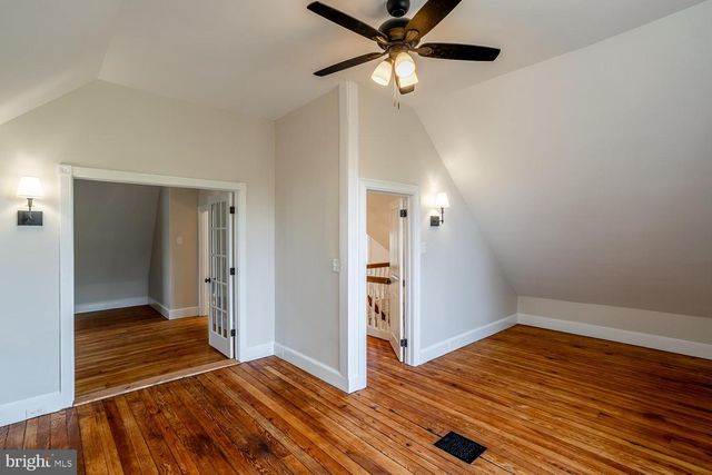19 E CEDAR AVE, Merchantville, NJ 08109