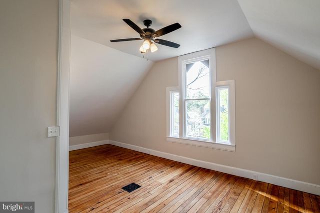 19 E CEDAR AVE, Merchantville, NJ 08109