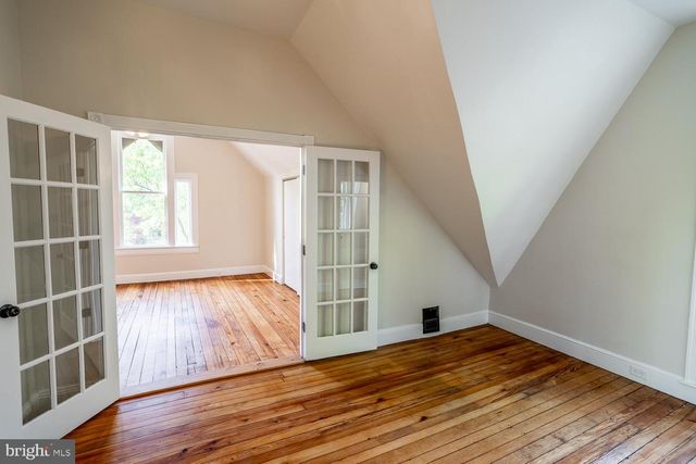 19 E CEDAR AVE, Merchantville, NJ 08109