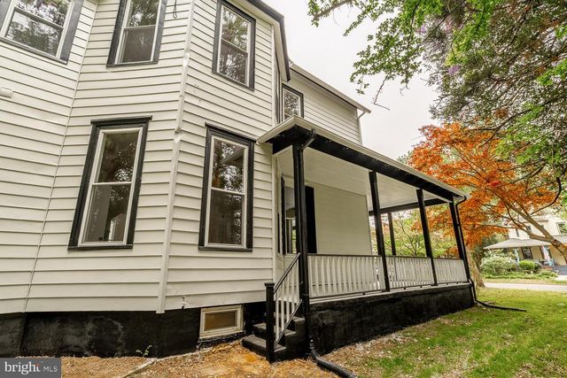 19 E CEDAR AVE, Merchantville, NJ 08109