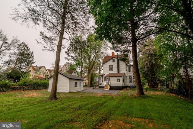 19 E CEDAR AVE, Merchantville, NJ 08109