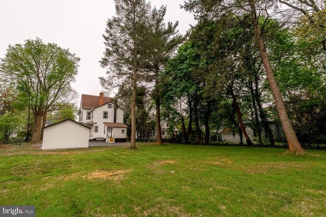 19 E CEDAR AVE, Merchantville, NJ 08109