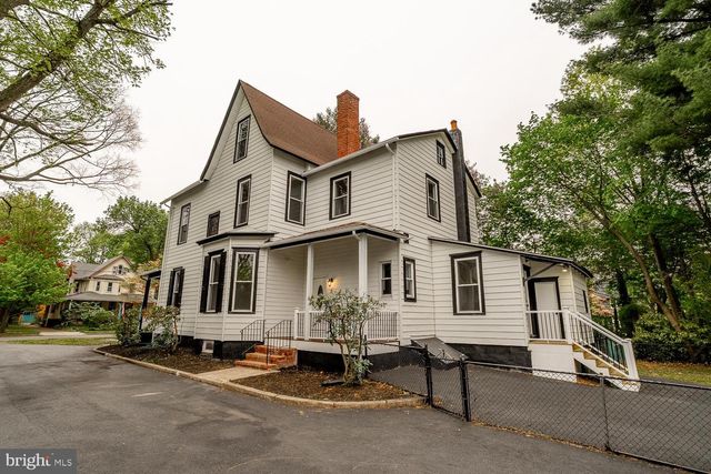 19 E CEDAR AVE, Merchantville, NJ 08109