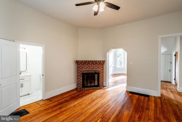 19 E CEDAR AVE, Merchantville, NJ 08109