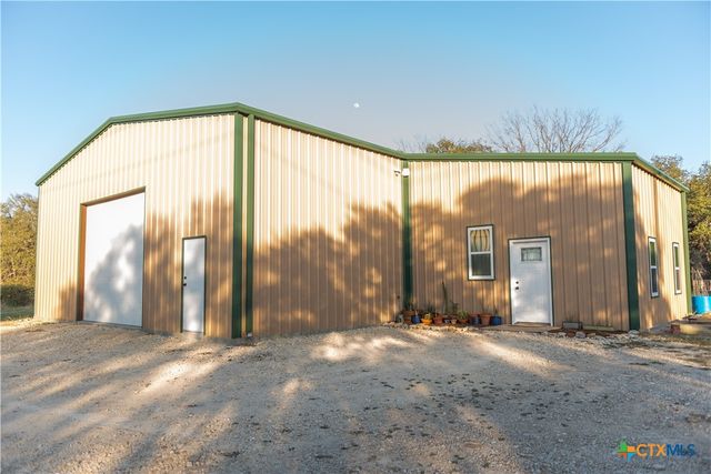 104 Winding River Road, Kempner, TX 76539