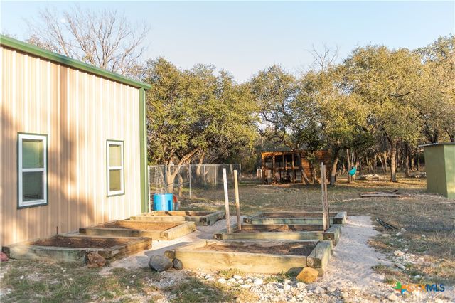 104 Winding River Road, Kempner, TX 76539