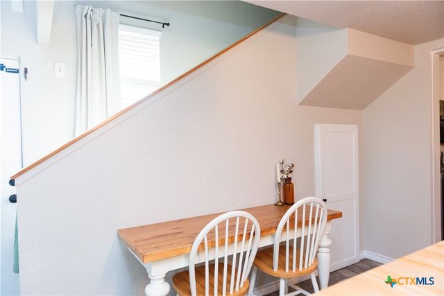 104 Winding River Road, Kempner, TX 76539