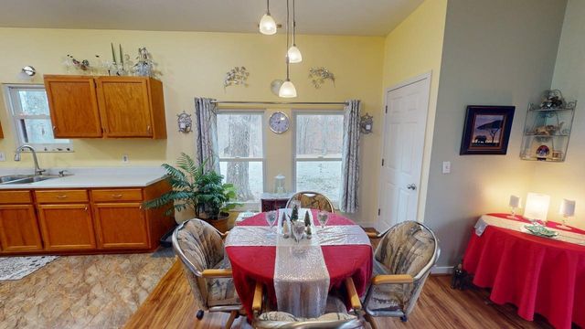 6511 State Highway H, Forsyth, MO 65653