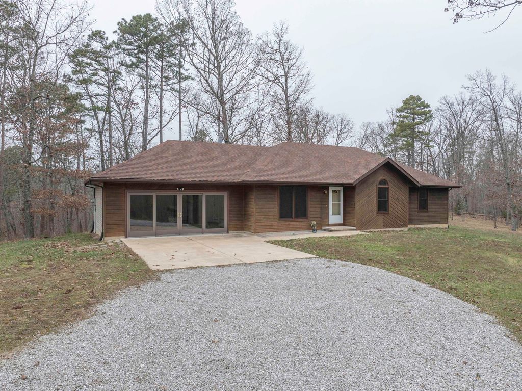 6511 State Highway H, Forsyth, MO 65653