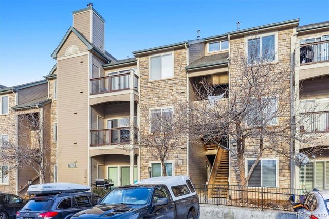 7415 S Alkire Street 203, Littleton, CO 80127