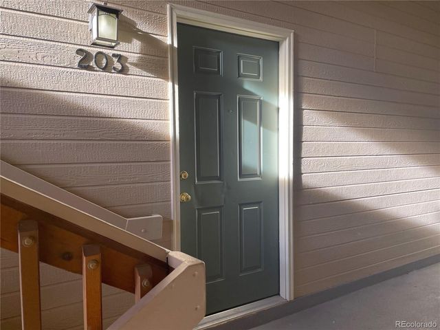 7415 S Alkire Street 203, Littleton, CO 80127