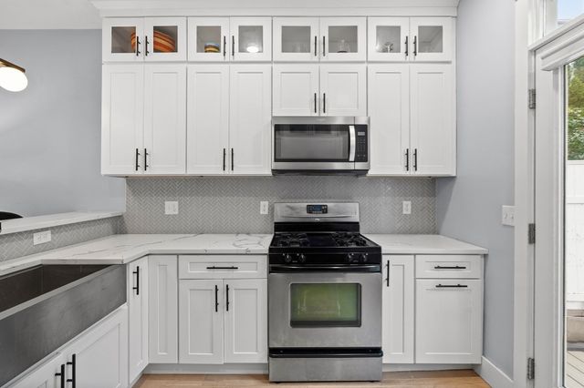 550 Dorchester Ave 550, Boston, MA 02127