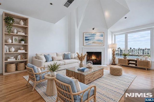 600 Harbor Boulevard 1019, Weehawken, NJ 07086