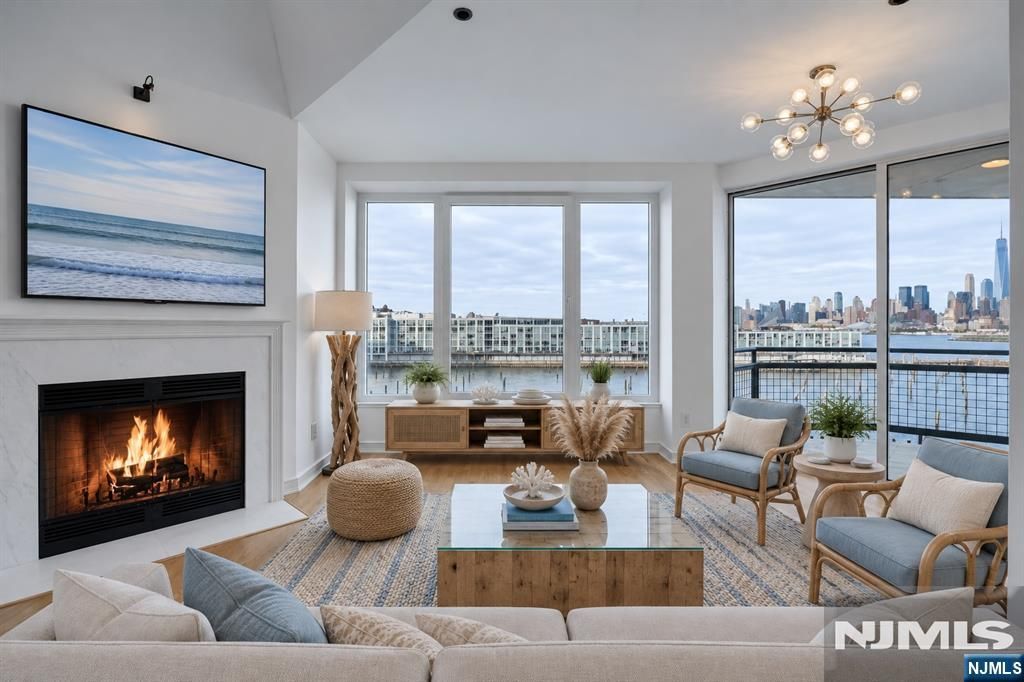 600 Harbor Boulevard 1019, Weehawken, NJ 07086