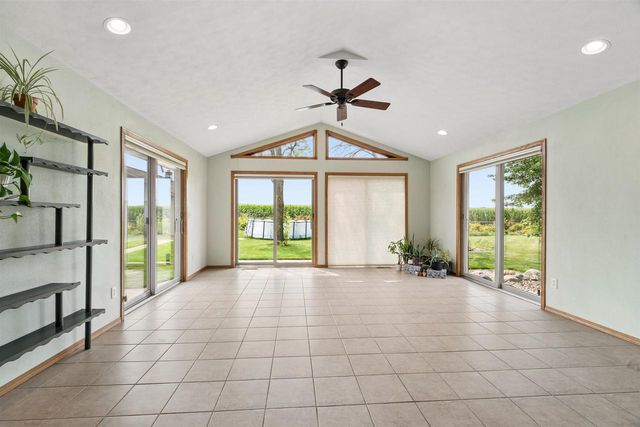 N3141 STATE ROAD 76, Hortonville, WI 54944
