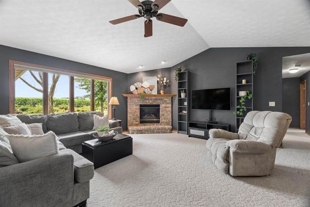 N3141 STATE ROAD 76, Hortonville, WI 54944
