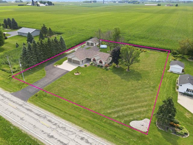 N3141 STATE ROAD 76, Hortonville, WI 54944