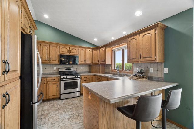 N3141 STATE ROAD 76, Hortonville, WI 54944