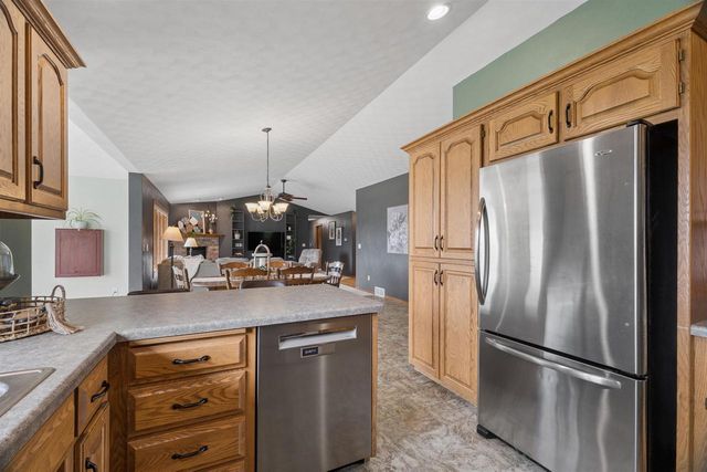 N3141 STATE ROAD 76, Hortonville, WI 54944